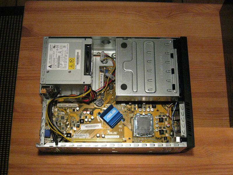 File:P4 P5G41 after removing the PCIe riser assembly.jpg